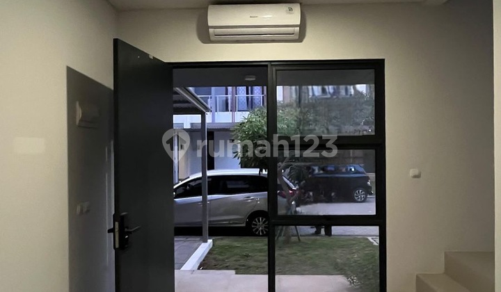 For Rent: Yuthica Cluster House in BSD City, Super Strategic Central BSD Location 2