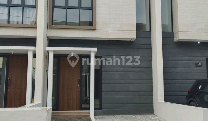 New Gresshunian Comfortable Strategic Location