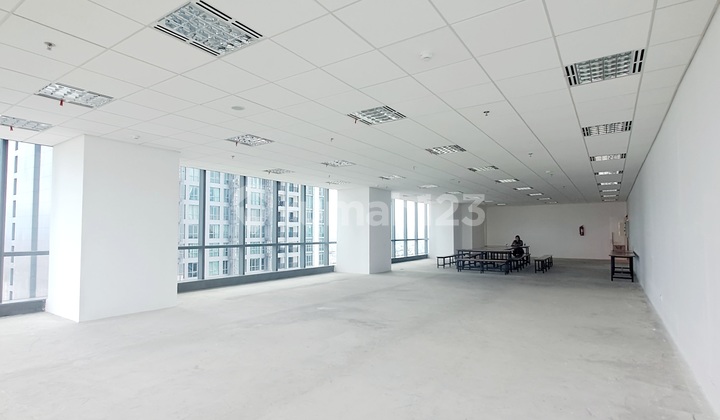 Office Lippo Tower Tipe 240