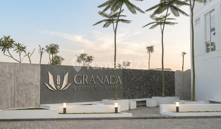 Granada Student House Semarang