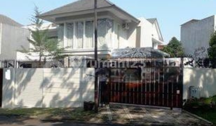 Rumah Semi-Furnished Plus Private Pool di Citragran Cibubur - SHM 1