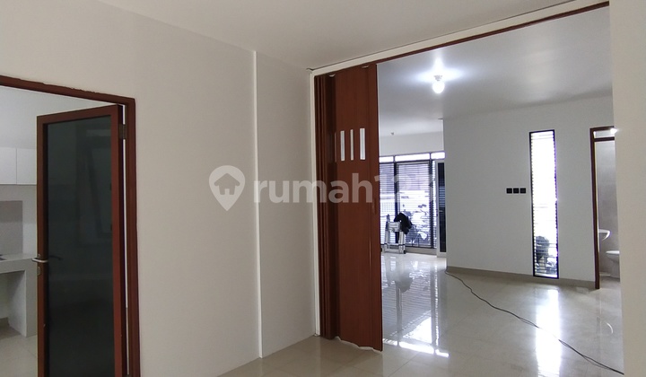 Dijual Rumah Bagus bisa untuk Usaha Mekarwangi Bandung