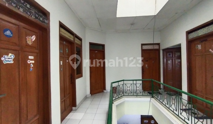 Active Boarding House for Sale, 13 Rooms, Cikutra, Bandung 2
