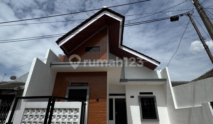 Rumah Minimalis Modern Murah Siap Huni Dengan Lokasi Premium - Danita Bekasi Timur