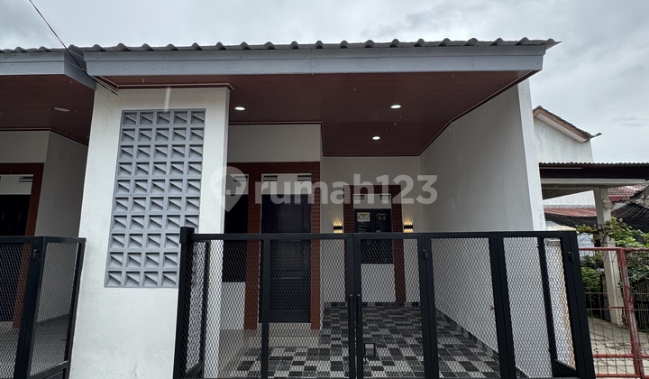 Minimalist House Ready to Occupied Dukuh Zamrud Cheapest Price