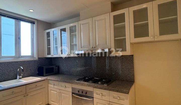 For Sale Apartment Dharmawangsa 3 BR Unfurnished