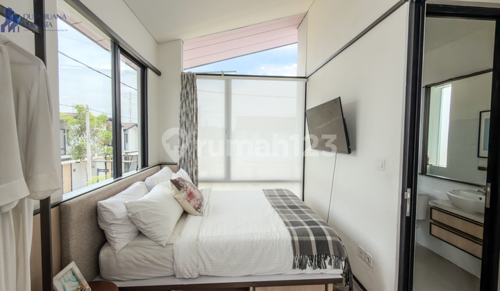 Jual Rumah Rolling Hills Karawang 2 Lantai