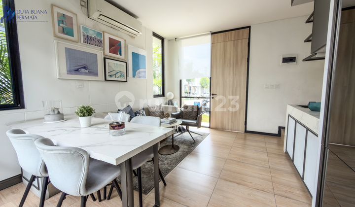 Jual Rumah Rolling Hills Karawang 2 Lantai 2