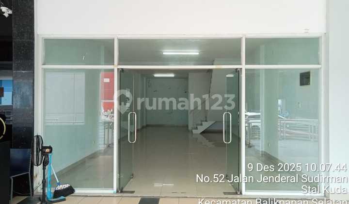 For Rent: 3-Story Shop House in BSB Balikpapan, Ready to Occupy 2