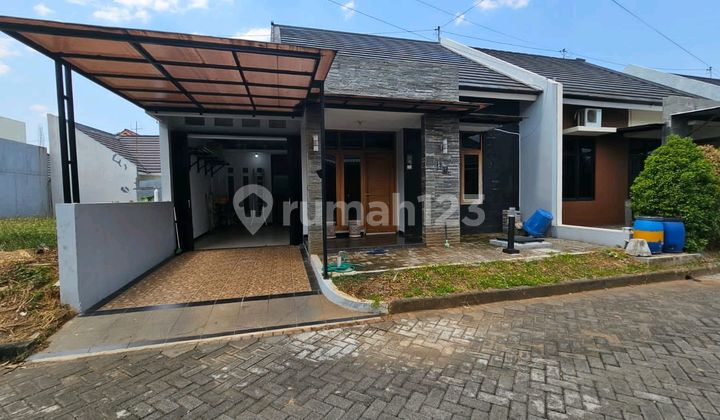 Rumah Strategis Banyumanik,graha Harmoni 1