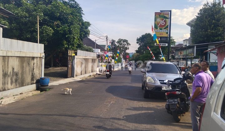 Land for Sale in Dibanyumanik, South Durian Street, Bonus of a Boarding House. 1
