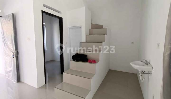 Rumah Baru Minimalis 2 Lantai Dalam Komplek Sayap Buahbatu 2