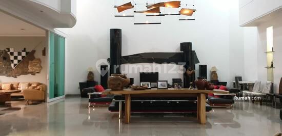 Prestigious Luxury House in Strategic Dago Wing Location 2