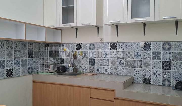 Rumah 2 Lantai Siap Huni di Komplek Taman Persada 2