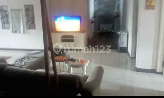 2-Storey Shop House Strategically Located on Main Road, Ujungberung 2