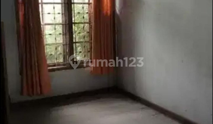 Rumah Lama Hitung Tanah di Turangga Bandung Rumah Lama Hitung Tanah di Turangga Bandung