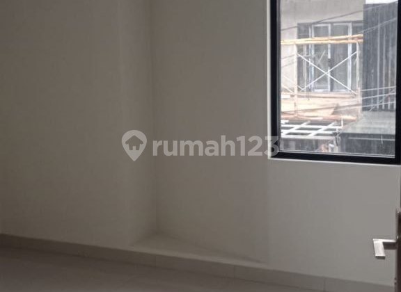 Rumah Baru Minimalis Siap Huni Dalam Komplek Antapani 2