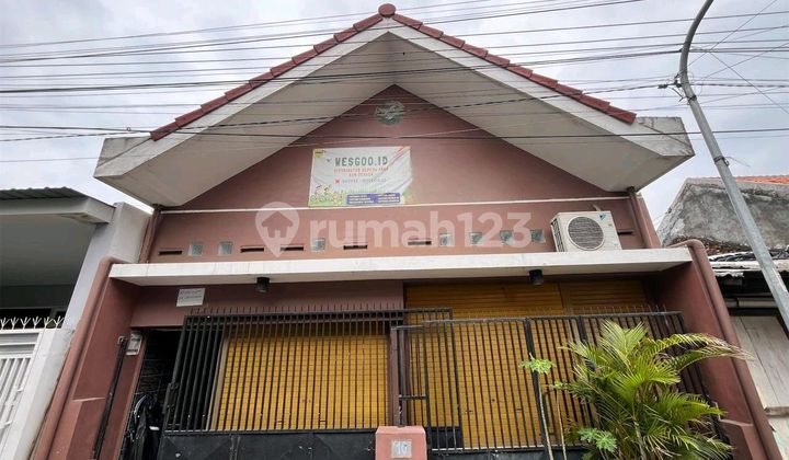 Paling Murah !! Rumah Siap Huni 2 Lantai, Lokasi Startegis di Dupak 2