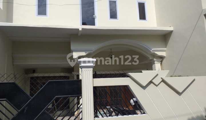 Dijual Rumah 2 Lantai Darmo Permai Utara 