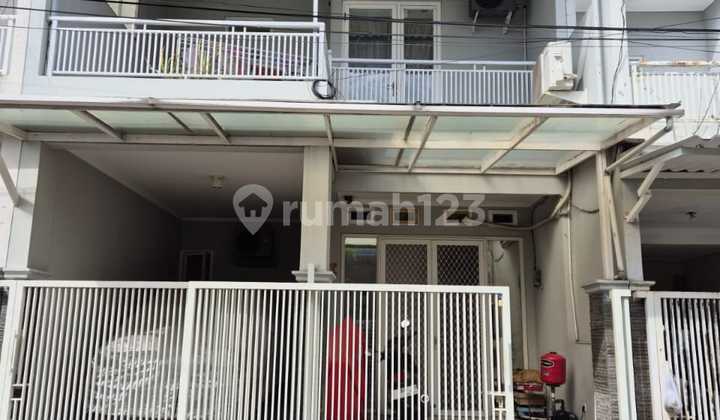 Dijual Rumah Bagus Nyaman 2 Lantai Furnish di Babatan Pratama di Wiyung Sby Barat