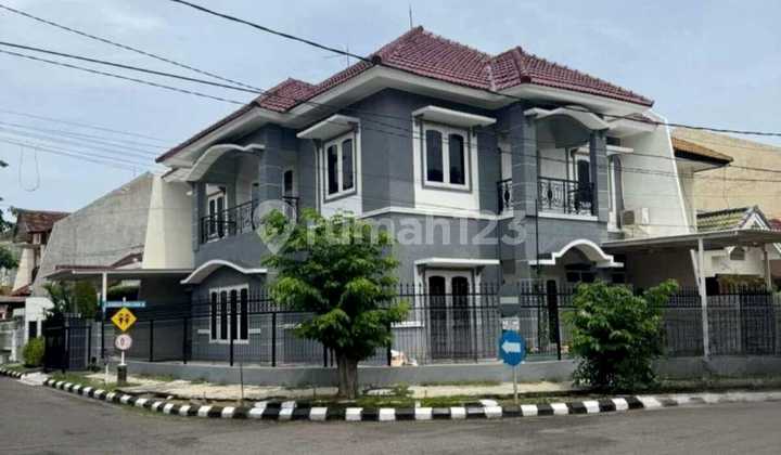 For Rent 2-Storey House in Sutorejo Prima Baru Renovated Ready to Occupy For Rent 2-Storey House in Sutorejo Prima Baru Renovated Ready to Occupy