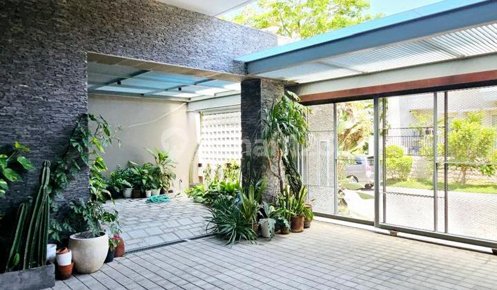 For Sale 2-Story House in Villa Royal Pakuwon City Near Pakuwon City Mall East Sby 2