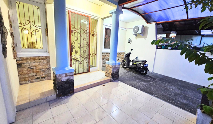 House for Sale in Karang Tengah, 3 Bedrooms, Coldwell Banker