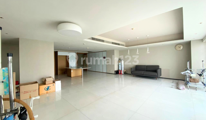 Verde One Tower North Low Floor Coldwell Banker 2