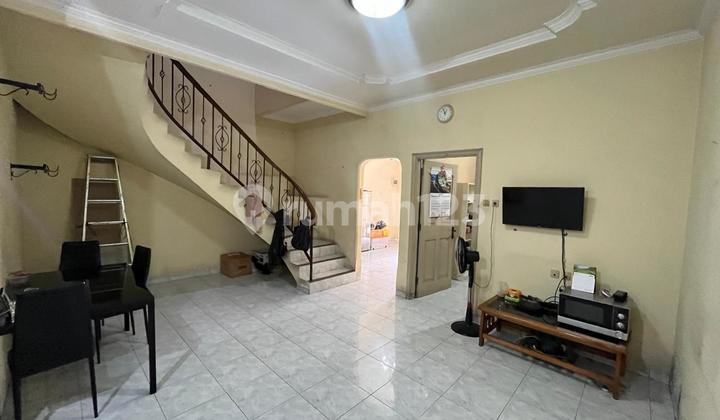 Good Semi-Furnished House in Sunter, North Jakarta, Freehold