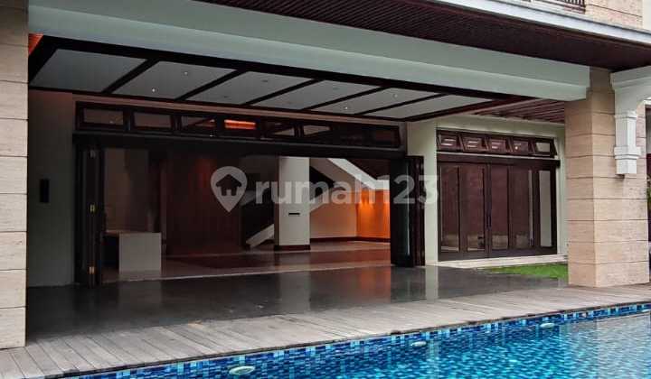Luxurious & Prestigious House Prime Location Dago Bandung