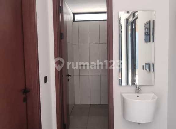 Rumah Baru Modern 2 Lantai di Kota Baru Parahyangan 2