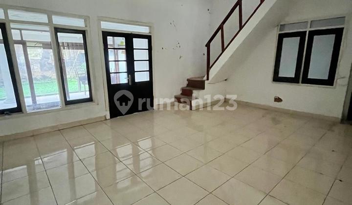 Strategic Business Space in Riau Wing Bandung Strategic Business Space in Riau Wing Bandung