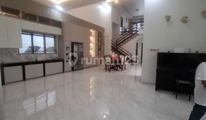 Nice Luxury House Fully Furnished in Babakan Jeruk Pasteur Bandung