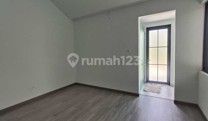 Modern House With American Classic Style In Dago Bandung 2