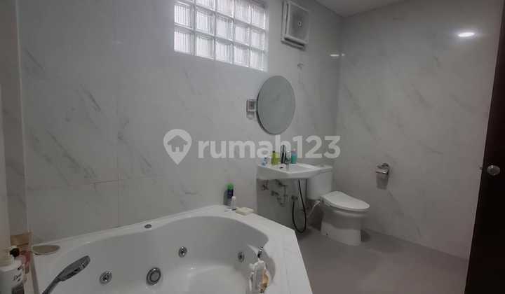 Nice Luxury House Fully Furnished in Babakan Jeruk Pasteur Bandung 2