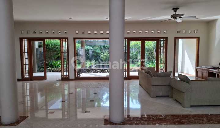 Minimalist, Homey, and Well-Maintained Rental House in Cipaku, Bandung 2