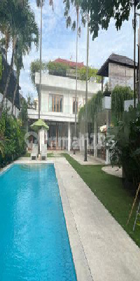 Beach View Villa Strategic Location in Berawa Bali