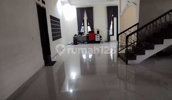 Fully Renovated House in Pharmindo Complex