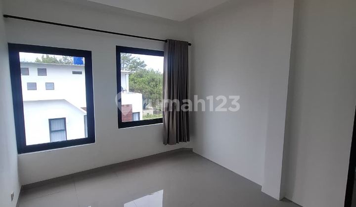 Rumah Lux Modern Bangunan Baru Di Setiabudi Regency 2