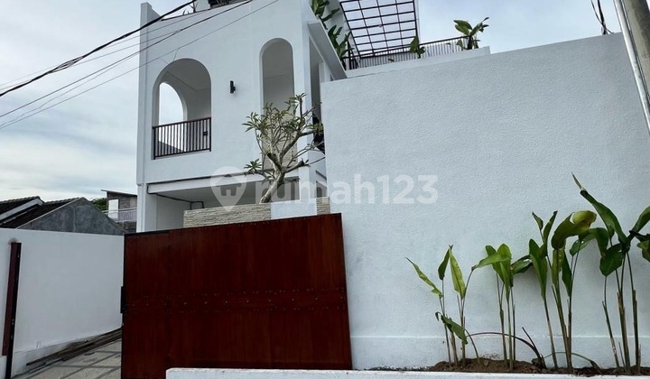 Villa mewah di area villa-villa di Jl. Melang Kaja View GWK Villa mewah di area villa-villa di Jl. Melang Kaja View GWK