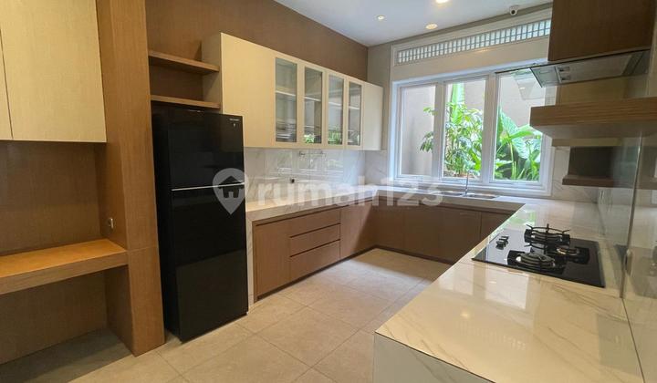 Rumah Kontrakan Mewah Furnished KBP Kota Baru Parahyangan Bandung 2