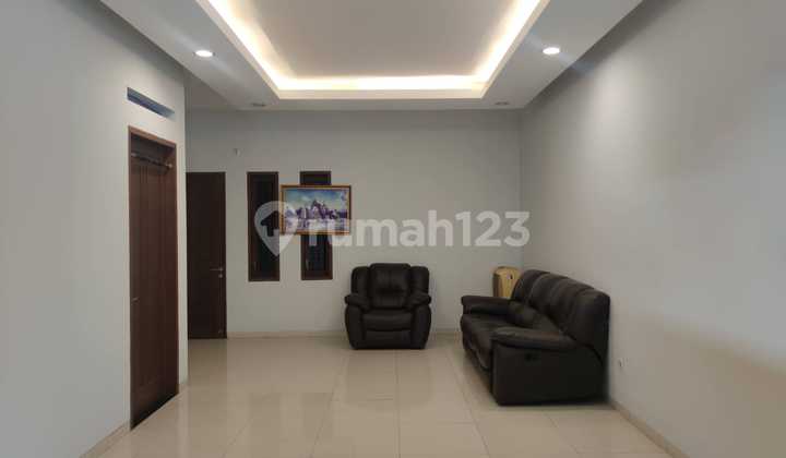 Rumah Asri dan Nyaman di Batununggal Bandung 2