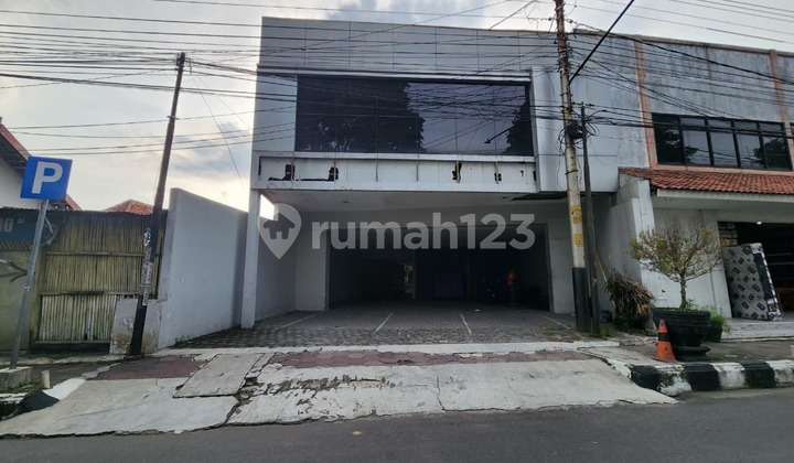 2-Story Shop House in the Center of Sukoharjo City, Near the Regional Government Office & Town Square 2