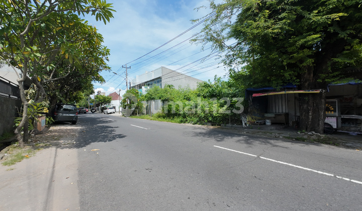 Land 2,952 M2 in Panularan Laweyan Solo, Central City Business Area.