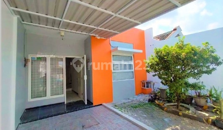 Affordable House in Solo Baru Grogol Area Behind The Park Mall