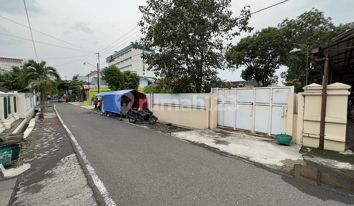 Tanah Murah 1.028 M2 di Kerten Laweyan Solo Dekat Solo Square