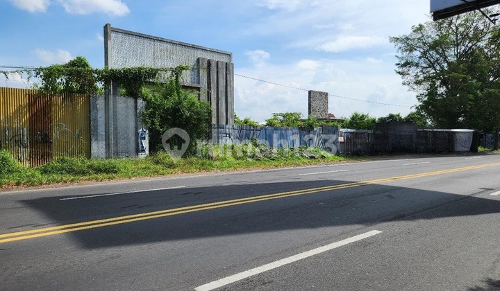 Land lease of 5,000 m2 in Colomadu Solo near the Toll Exit.