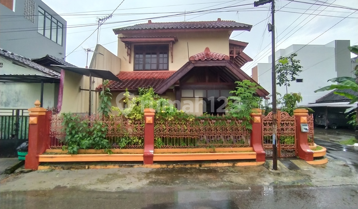 Rumah hook di Mangkubumen Banjarsari Solo area stadion manahan 2