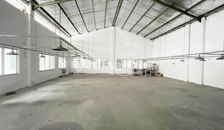 Gudang Murah di Mojosongo Jebres Solo Akses Lebar Gudang Murah di Mojosongo Jebres Solo Akses Lebar