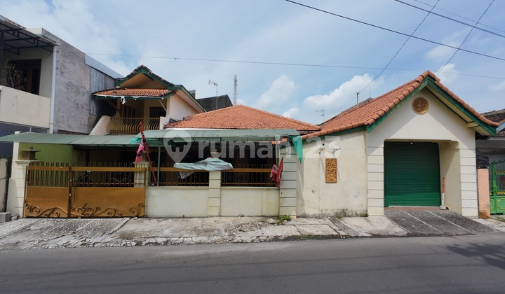 Rumah 232 M² di Karangasem Laweyan Dekat Solo Square & Alila 2
